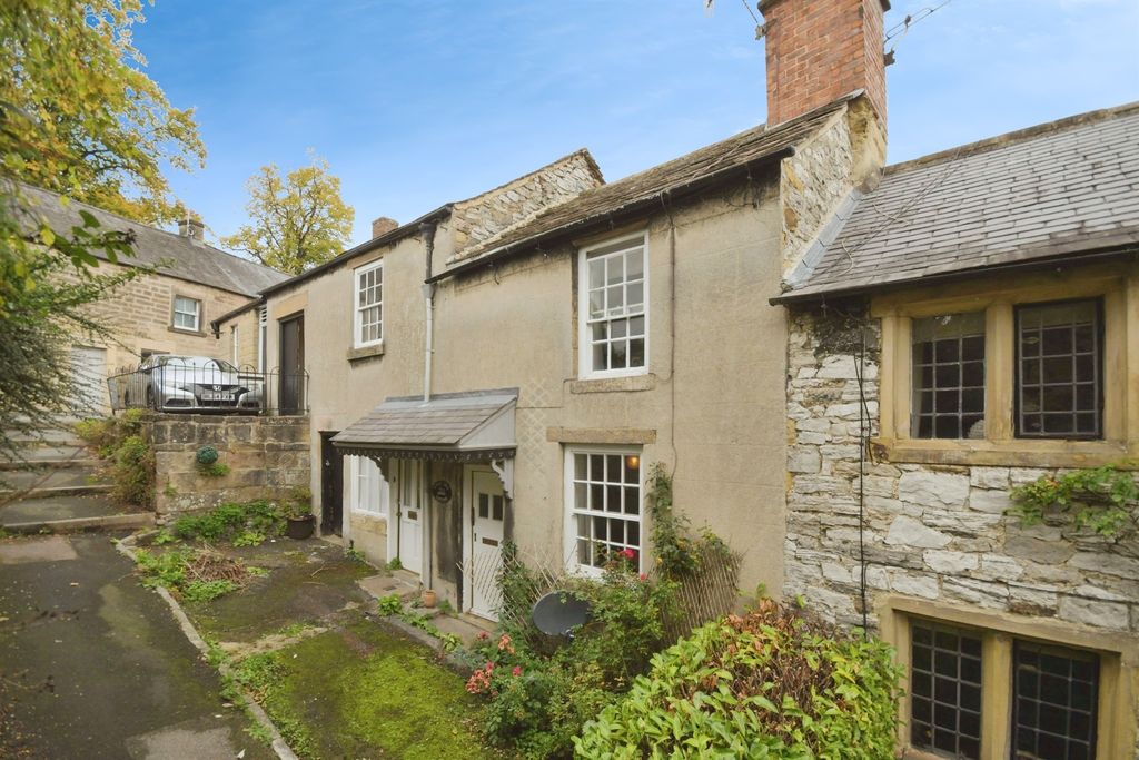 Property photo 1 of 26