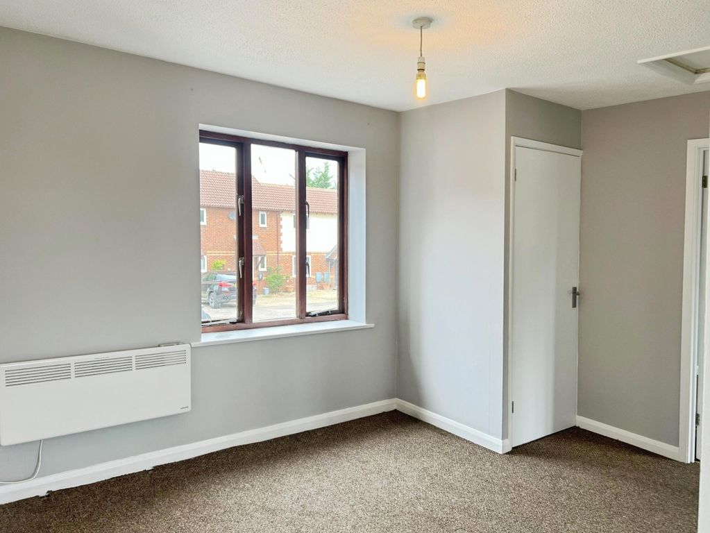 Property photo 3 of 8