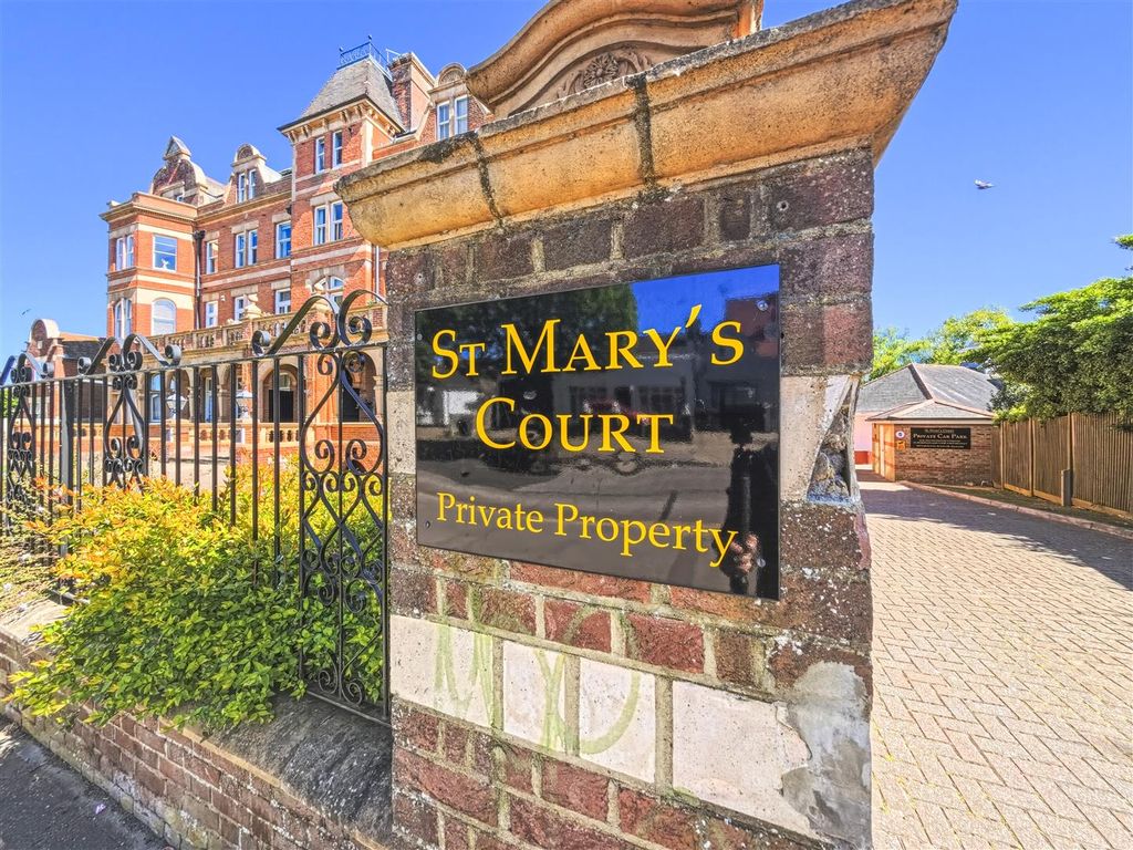 Property photo 1 of 31 6 St Marys Court (8).Jpg
