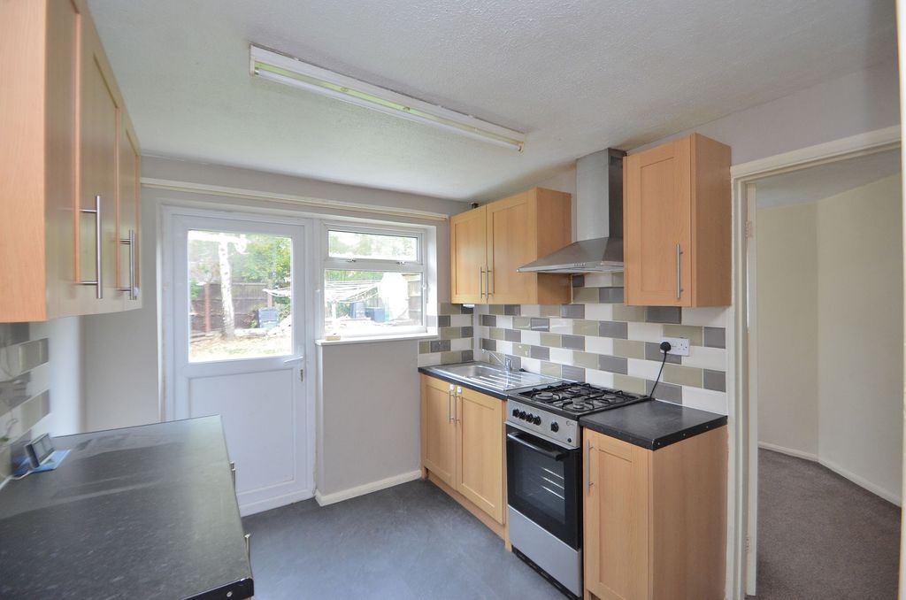 Property photo 3 of 15