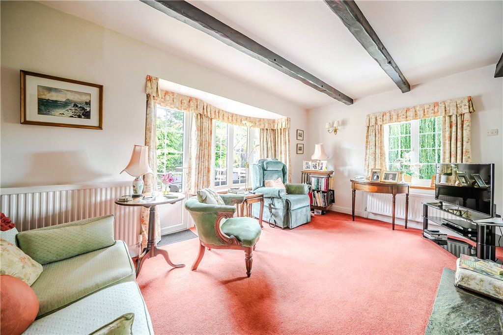 Property photo 2 of 15 Sitting Room