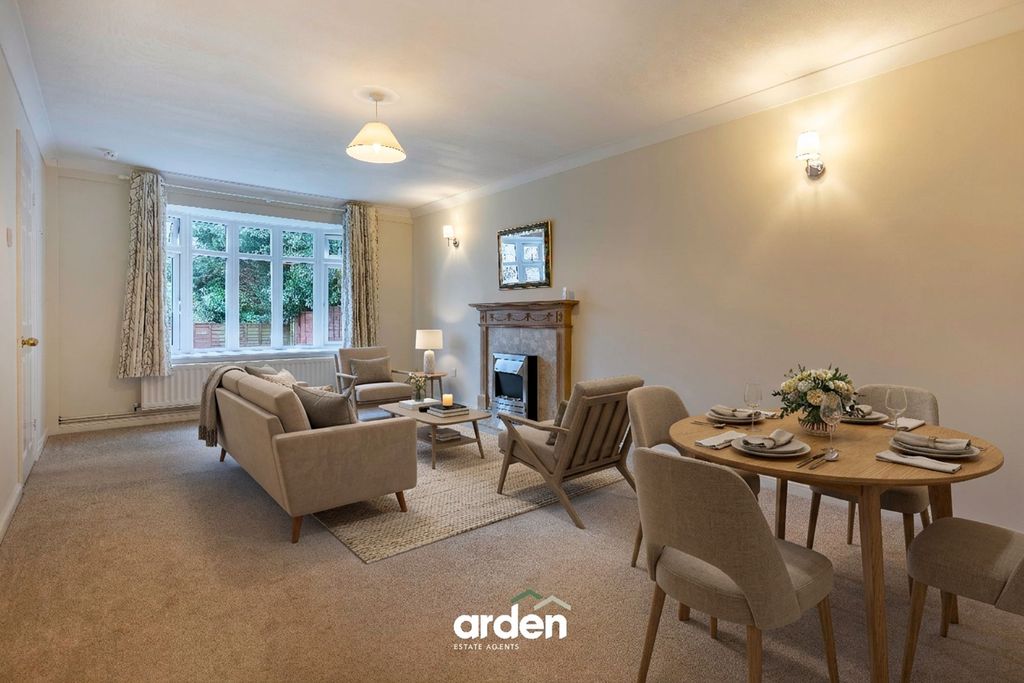 Property photo 3 of 13