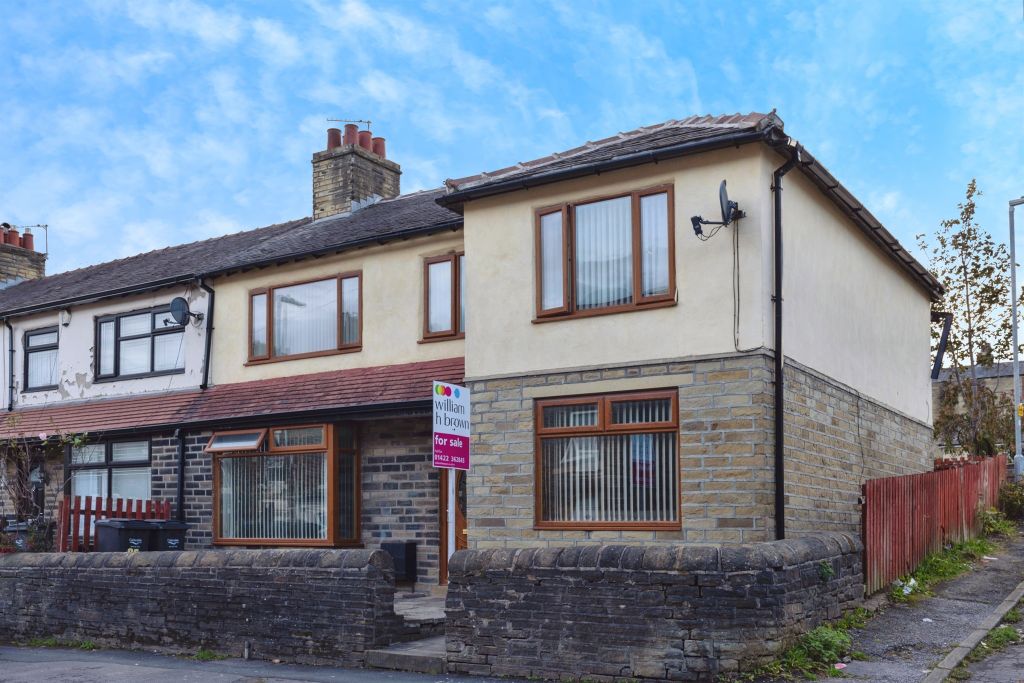 Property photo 1 of 17