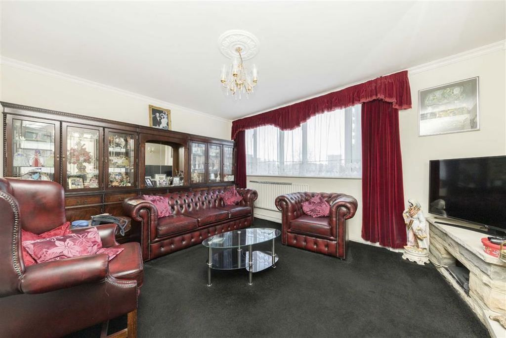 Property photo 2 of 6