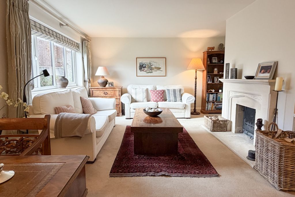 Property photo 3 of 24 2.Jpg