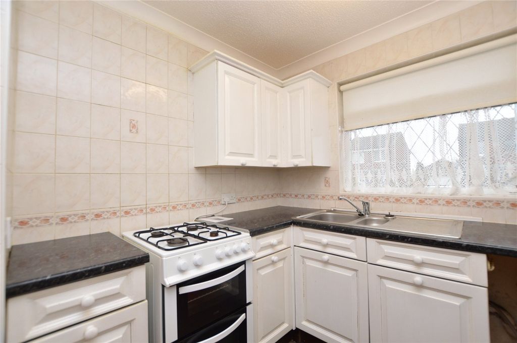 Property photo 3 of 12 Picture No. 02