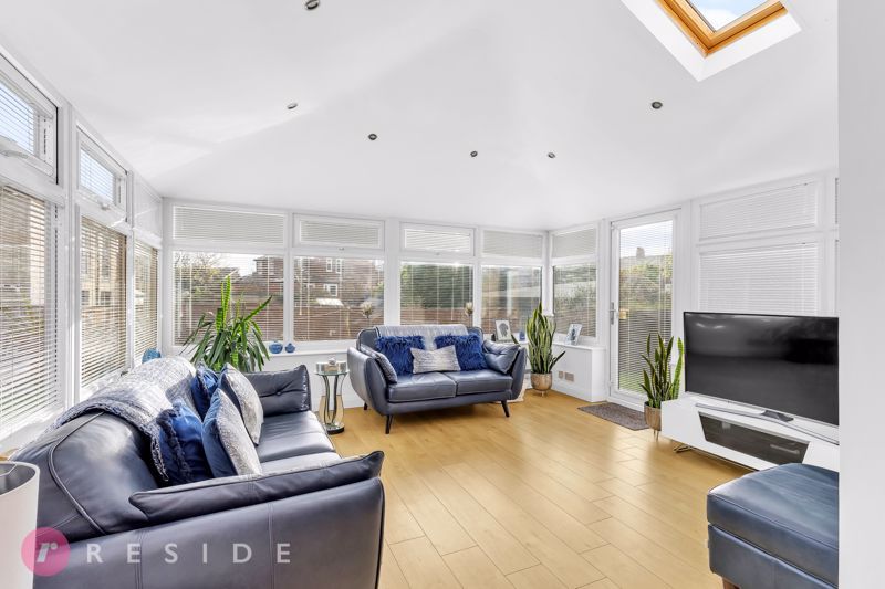 Property photo 3 of 24 Conservatory