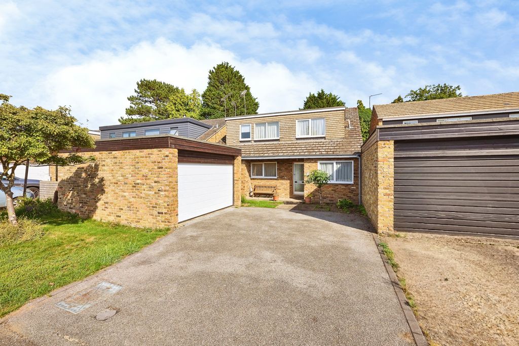 Property photo 1 of 23 Pbox-Img.Jpg