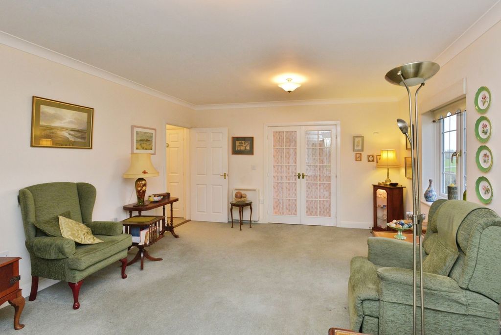 Property photo 3 of 17 Pbox-Img.Jpg