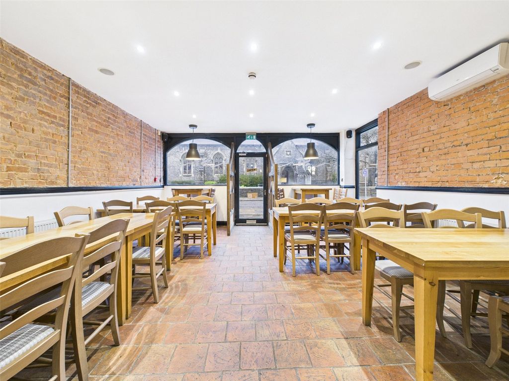 Property photo 3 of 17 Picture No. 03