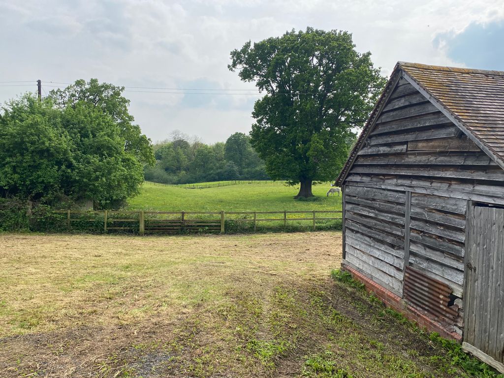 Property photo 3 of 7