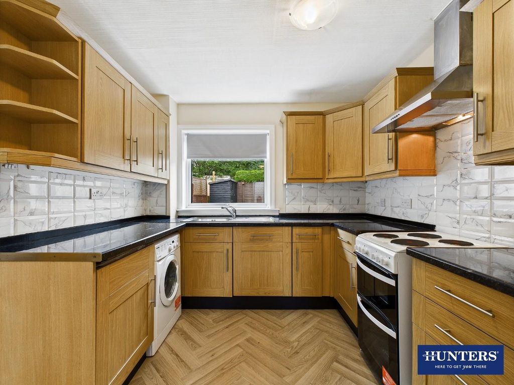 Property photo 2 of 15 Kitchen