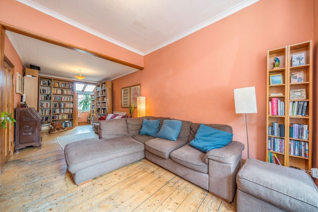 Property photo 3 of 9
