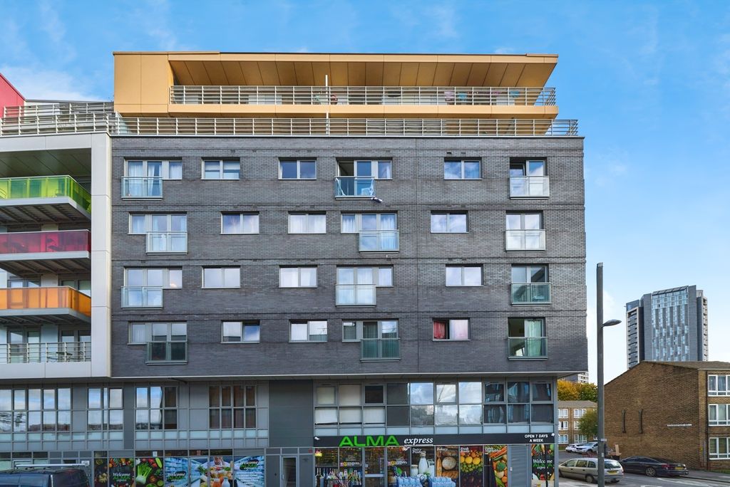 Property photo 2 of 15 Photo