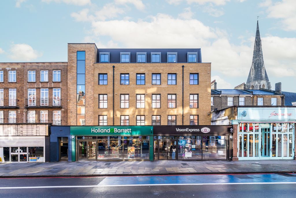 Property photo 2 of 17