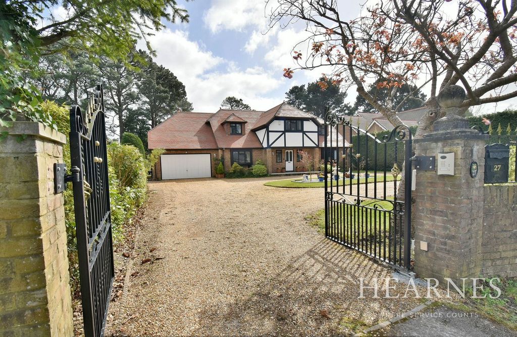 Property photo 1 of 29