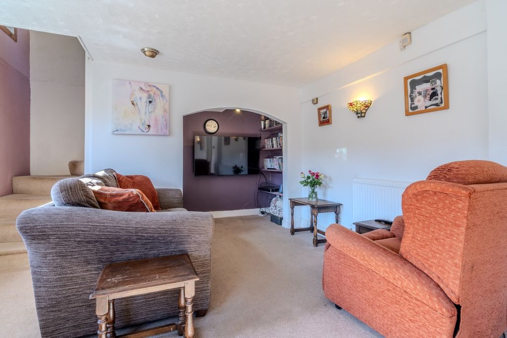 Property photo 2 of 31 Iq_00303-Hdr