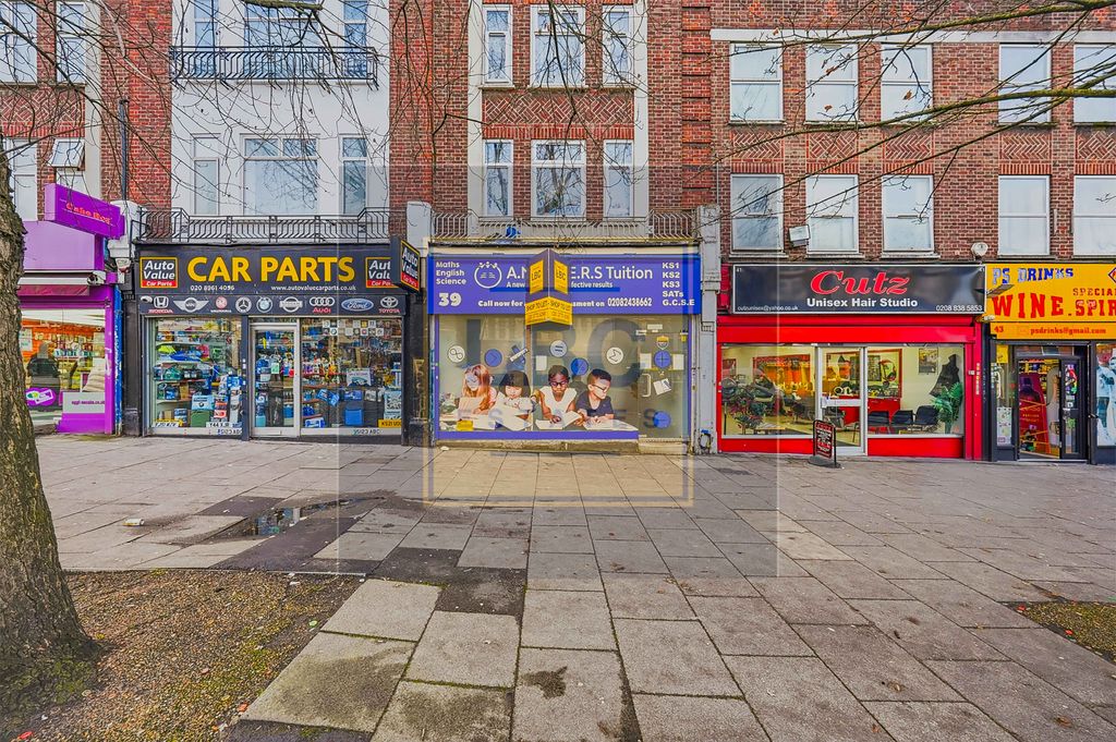 Property photo 1 of 17