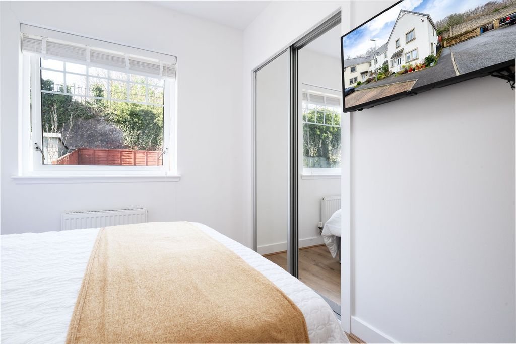 Additional image 19 of 3 bed end terrace house for saleHollybush Lane, Port Glasgow PA14