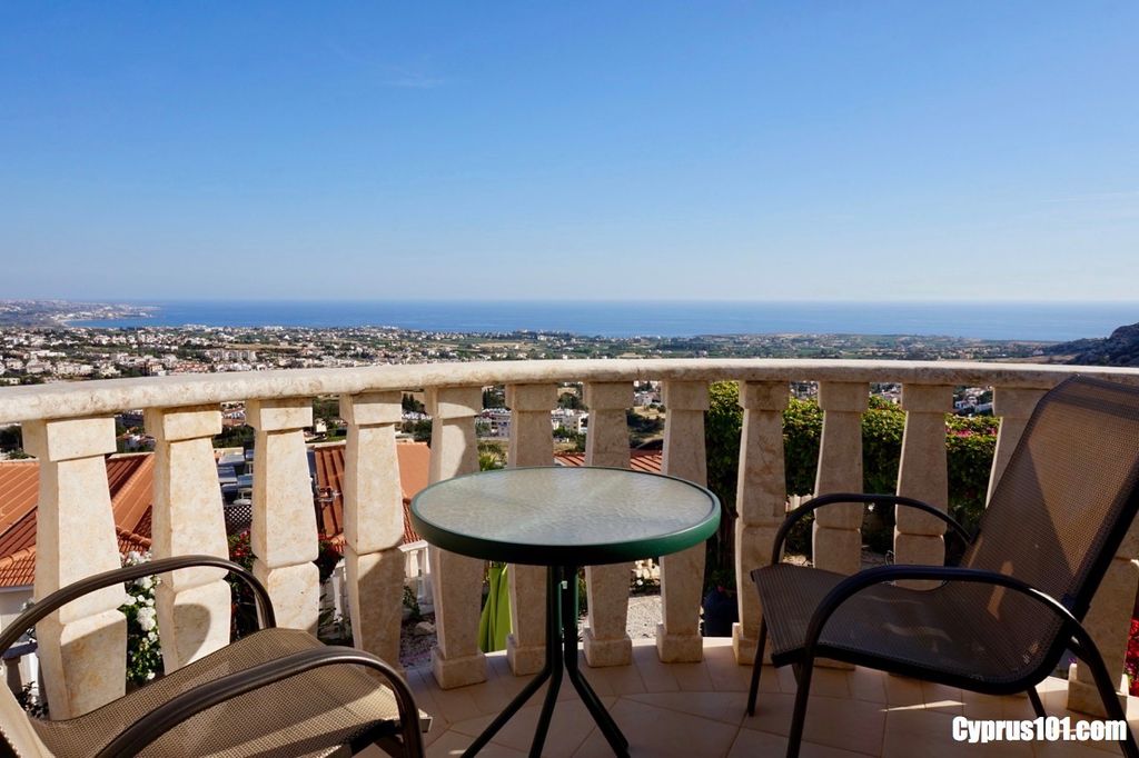 Property photo 2 of 25 Peyia Luxury Villa