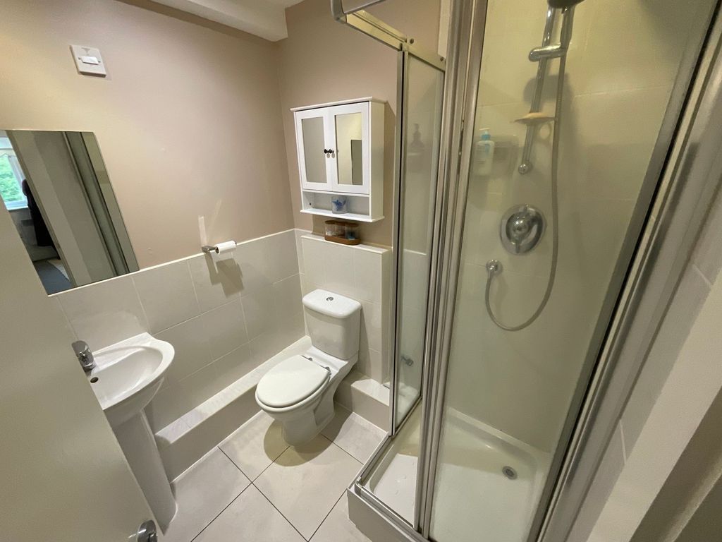 Additional image 12 of 3 bed flat to rentCanal Road, Congleton CW12