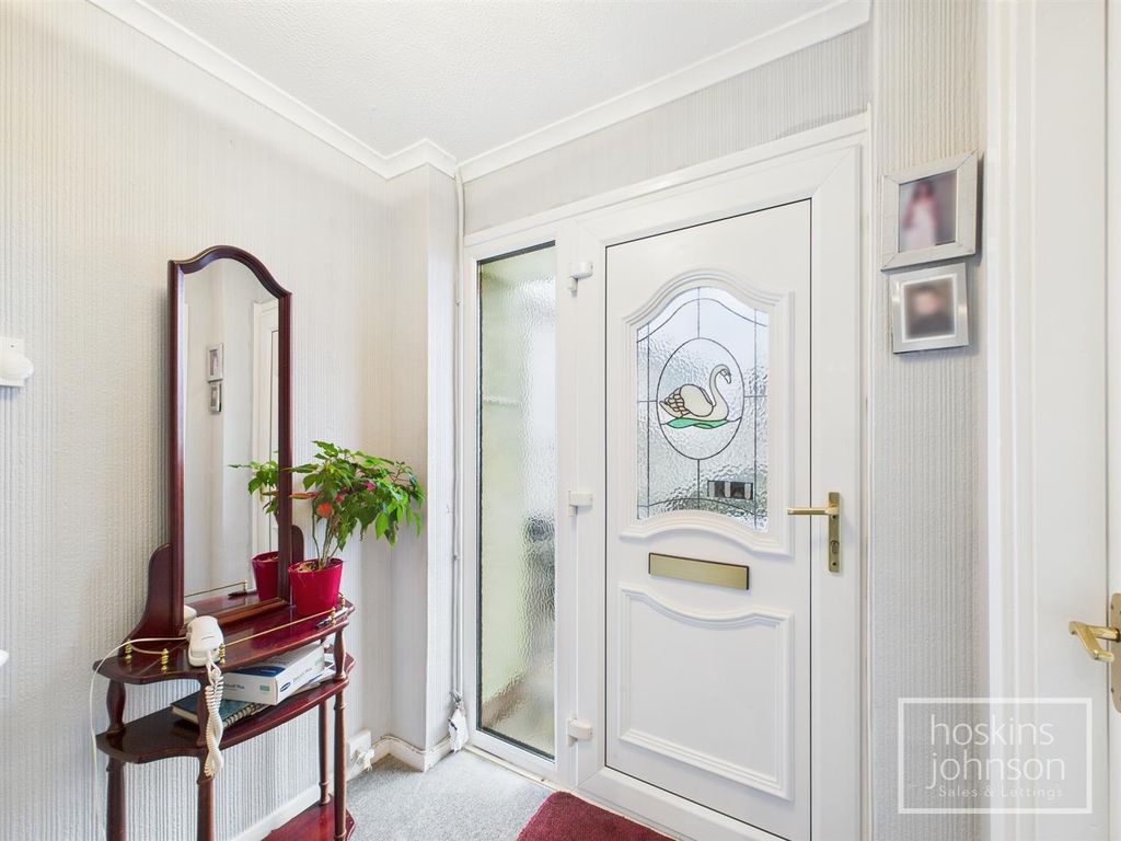 Property photo 2 of 36 Hallway