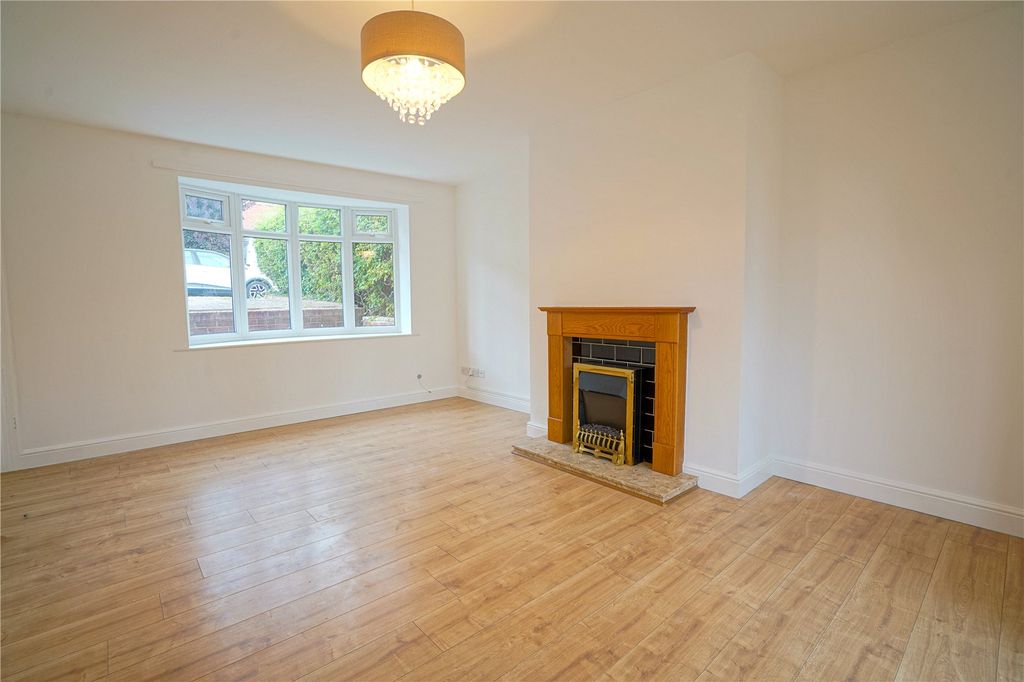 Property photo 2 of 17 Picture No. 08