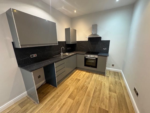 Property photo 2 of 10 Front Description 2