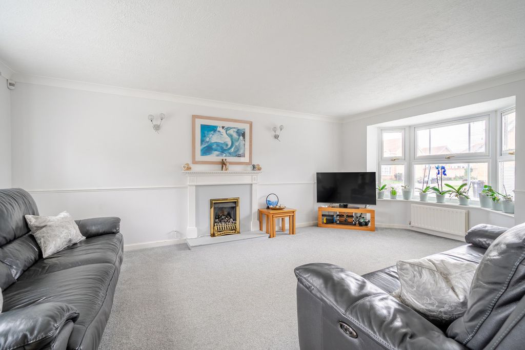 Property photo 3 of 22