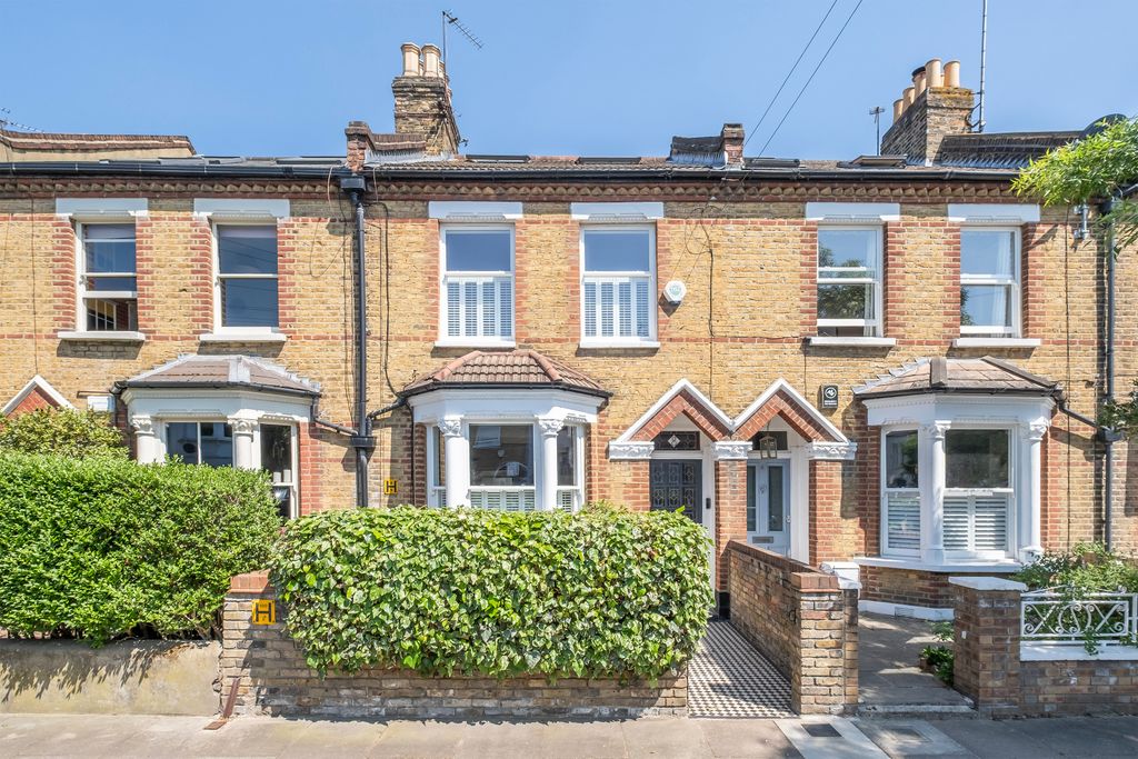 Property photo 2 of 14