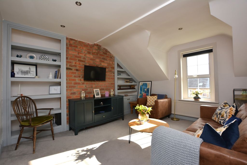 Property photo 2 of 9 Dsc_0252