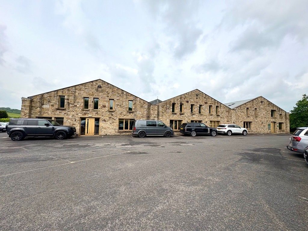 Property photo 1 of 11 7