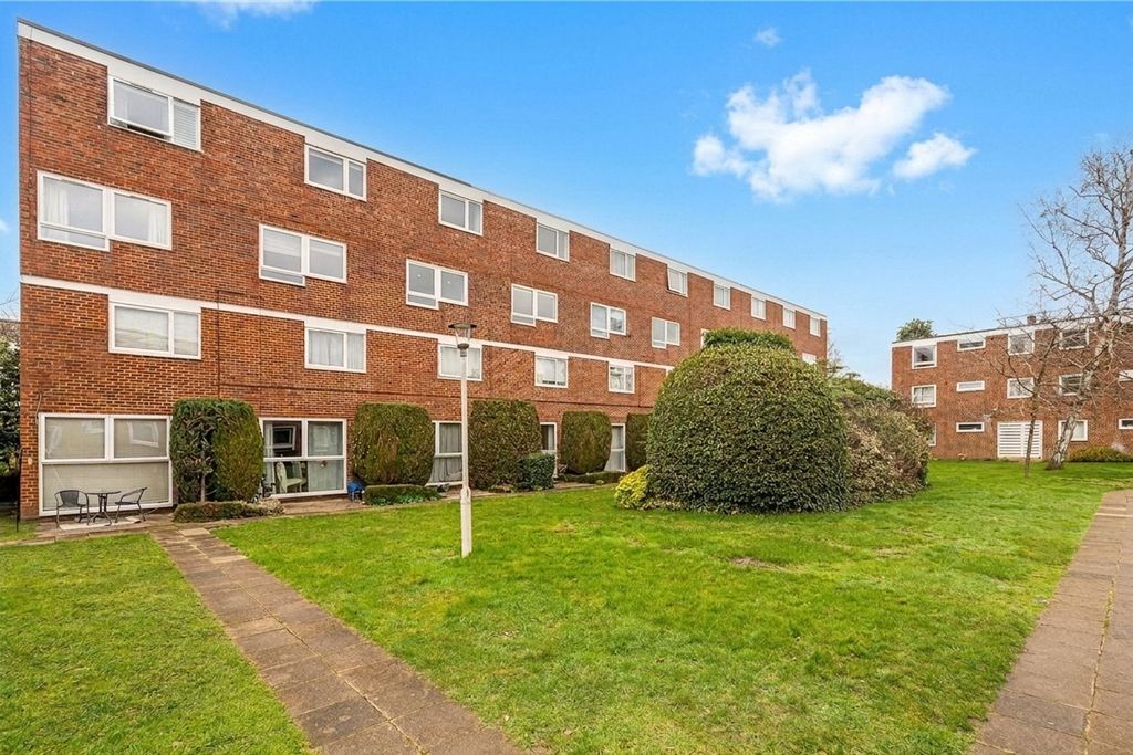 Property photo 1 of 13