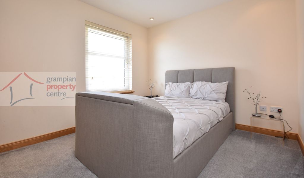 Additional image 10 of 2 bed flat for saleFlat 5 Stotfield Court, Stotfield Road, Lossiemouth IV31