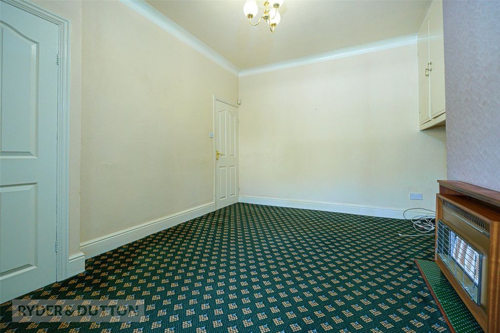 Property photo 3 of 18 Dining Room