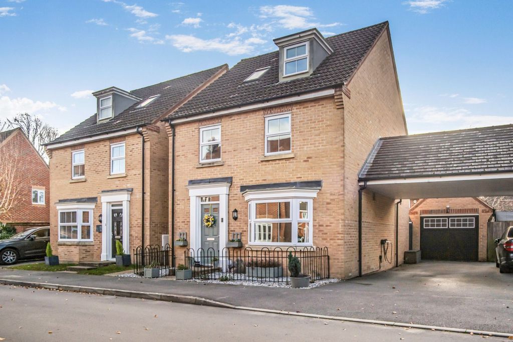 Property photo 1 of 30