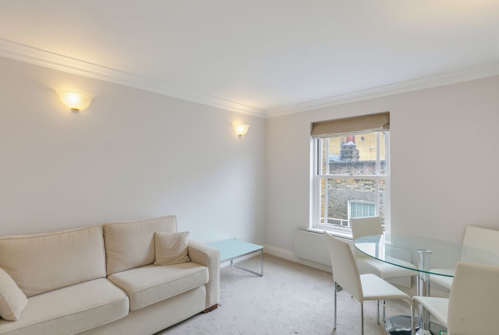 Property photo 3 of 8 Beaufortgardens6,Flat3-036