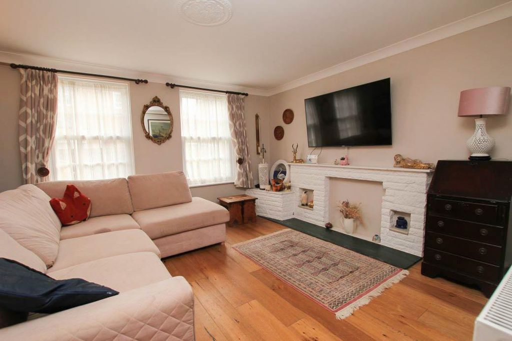 Property photo 3 of 18 Img_4460.Jpg