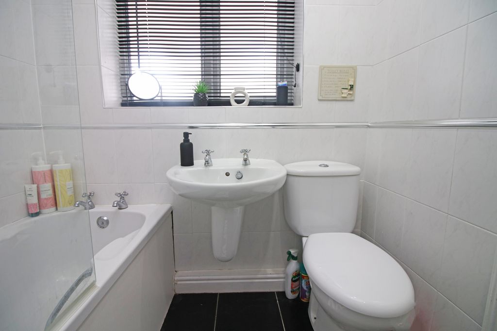 Additional image 14 of 3 bed end terrace house for saleRadcliffe Road, Fleetwood FY7