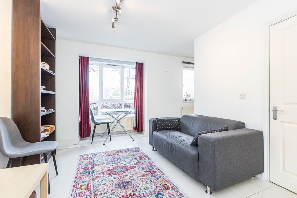 Property photo 1 of 7