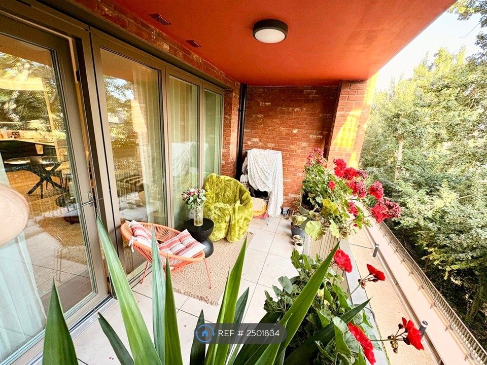 Property photo 1 of 25