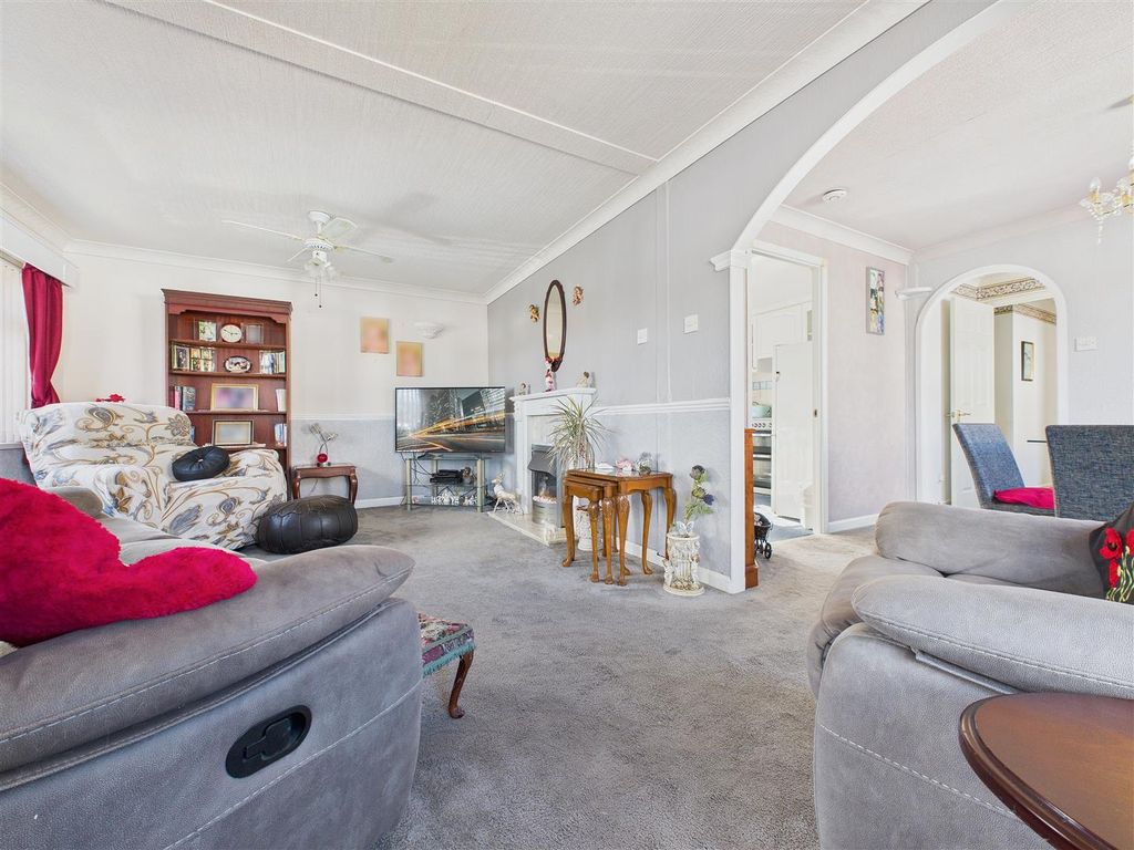 Property photo 3 of 20 Cam02453G0-Pr0177-Still002.Jpg