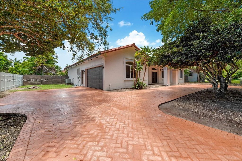 Property photo 2 of 23 <Alttext/>