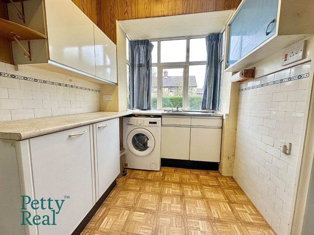 Property photo 3 of 13 B8448Aa4-8798-4758-B1D4-6CD8B97B3938.Jpeg