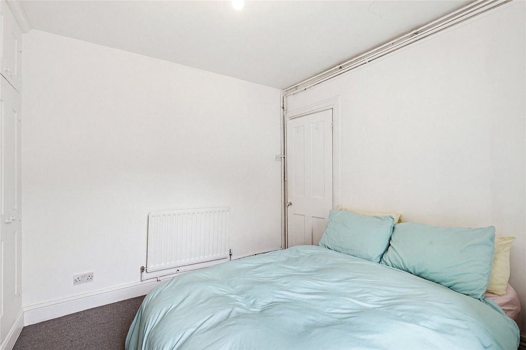 Property photo 3 of 11 Picture No. 14