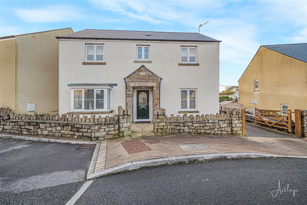 Property photo 1 of 31 06-P1132603.Jpg