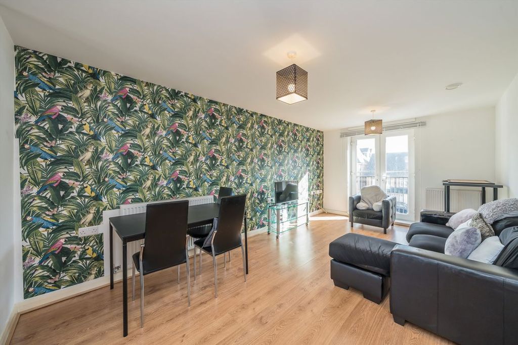 Property photo 2 of 4