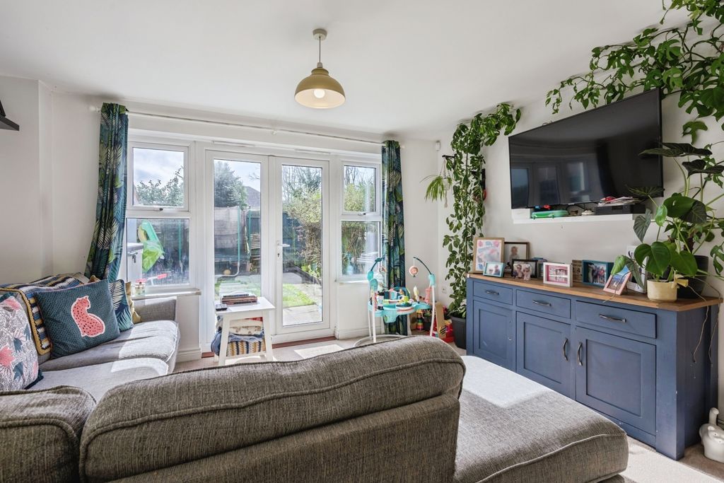 Property photo 2 of 17 Pbox-Img.Jpg