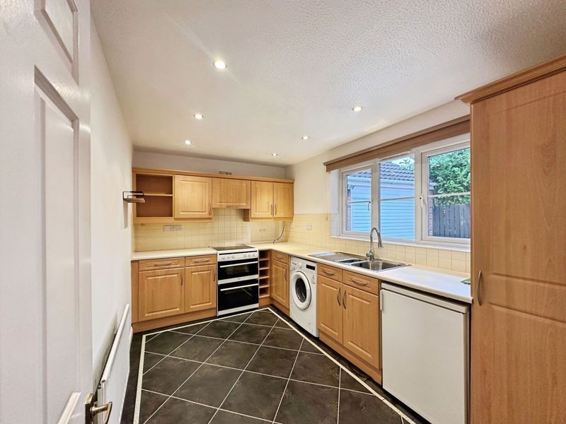 Property photo 2 of 12 Photo 10