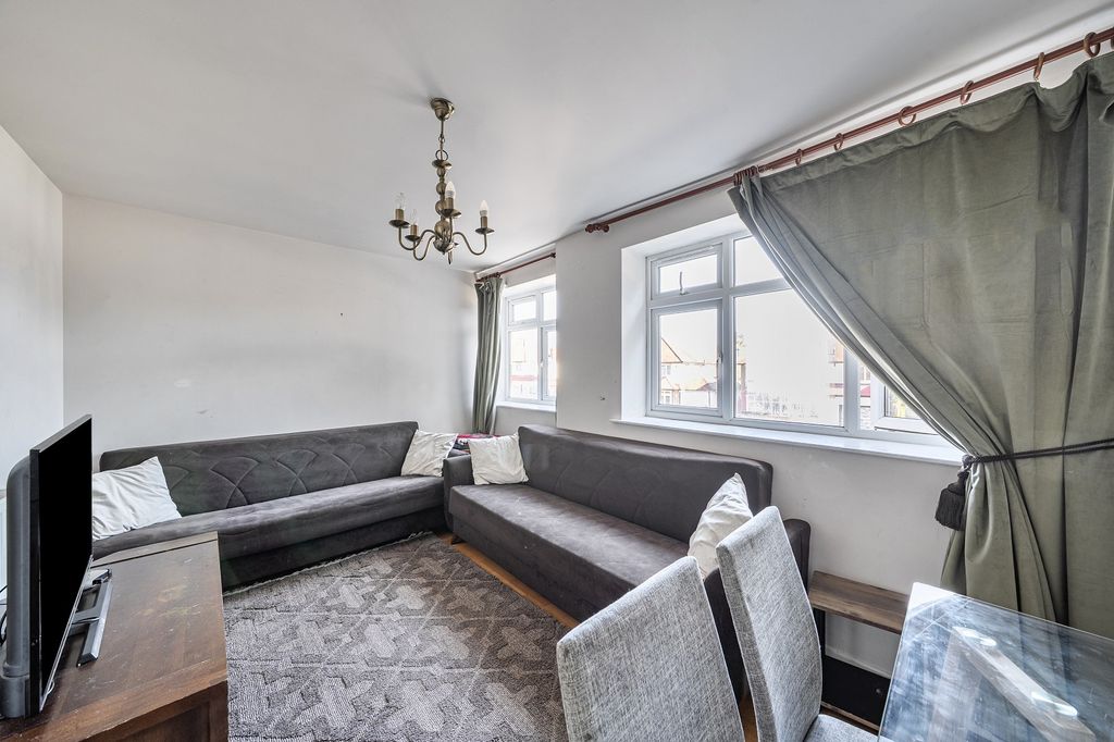 Property photo 2 of 14 Not Specified